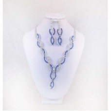 Thread Blue Crystal Necklace